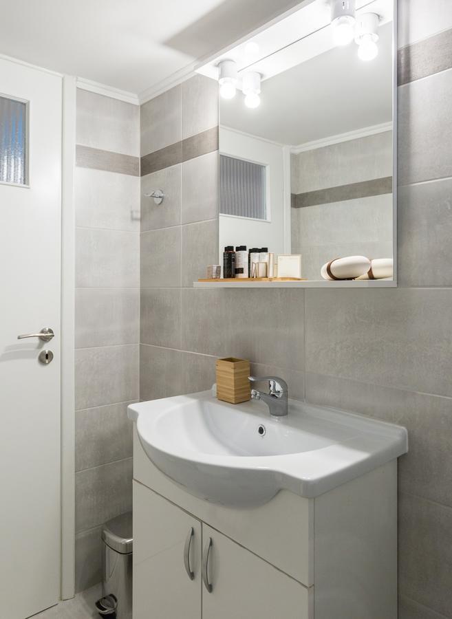 Modern Flat Next To The Embassy By Upstreet Atenas